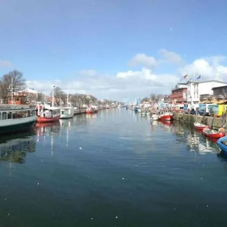 Doppelzimmer Rondell, Direkt Am Alten Strom Ferienhaus Rostock